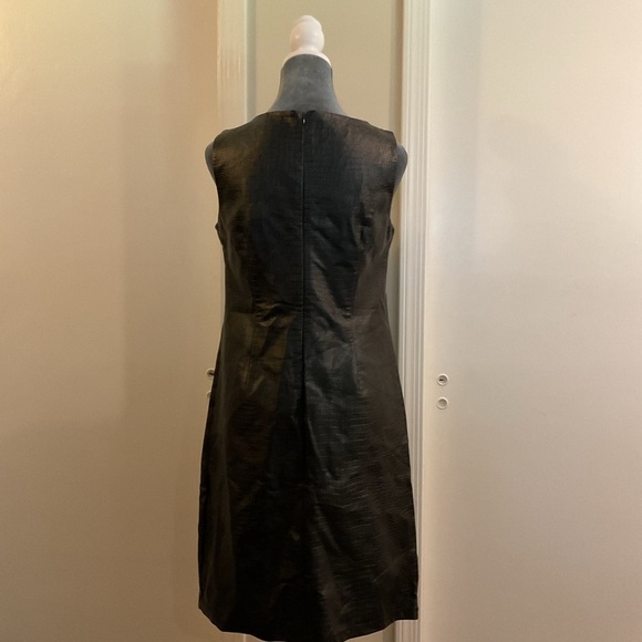 🧡 Sleeveless Faux Crocodile Skin Sheath Black Dress - Picture 4 of 4